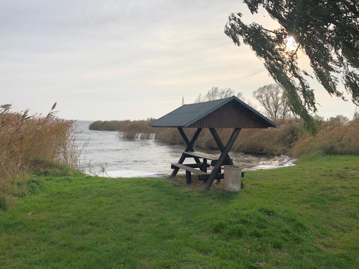 Ferienwohnung Refugium Raabenhorst im Landhaus am Haff Stolpe auf Usedom Exterior foto